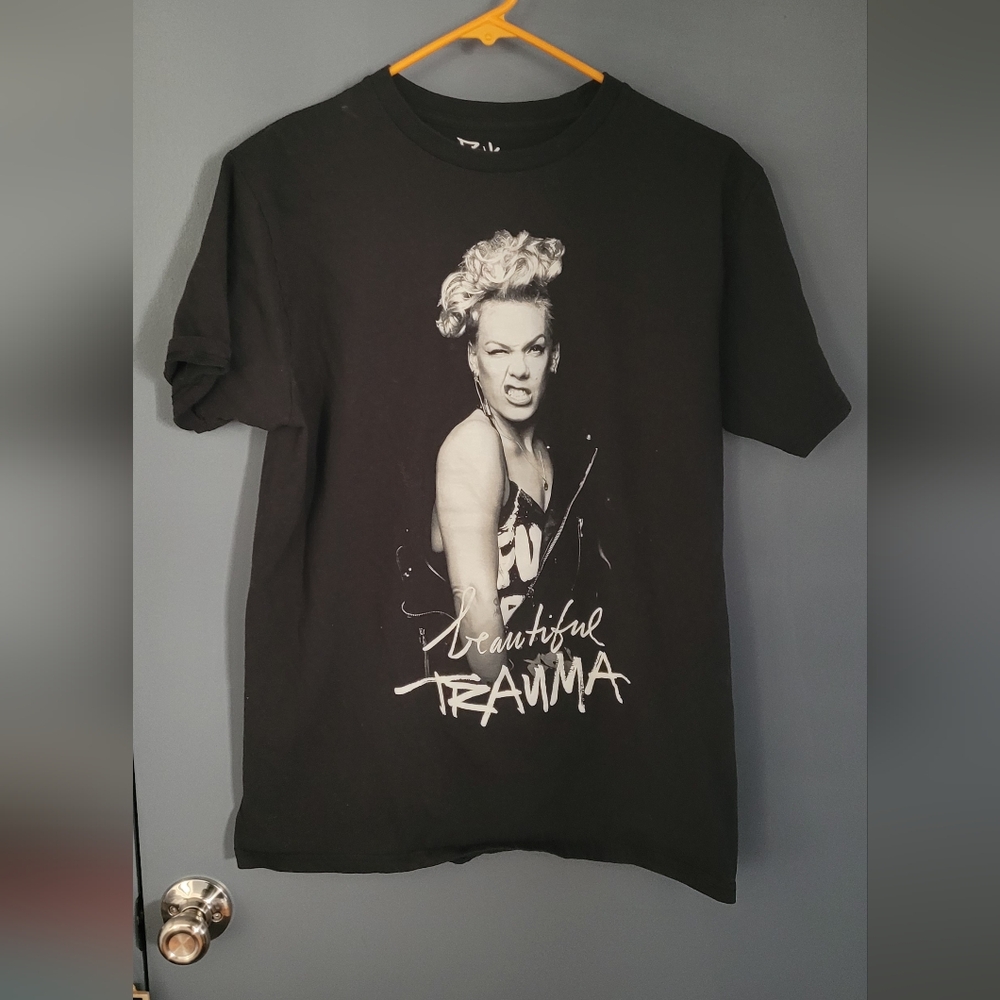 PINK Beautiful Trauma World Tour 2018 Concert Shirt